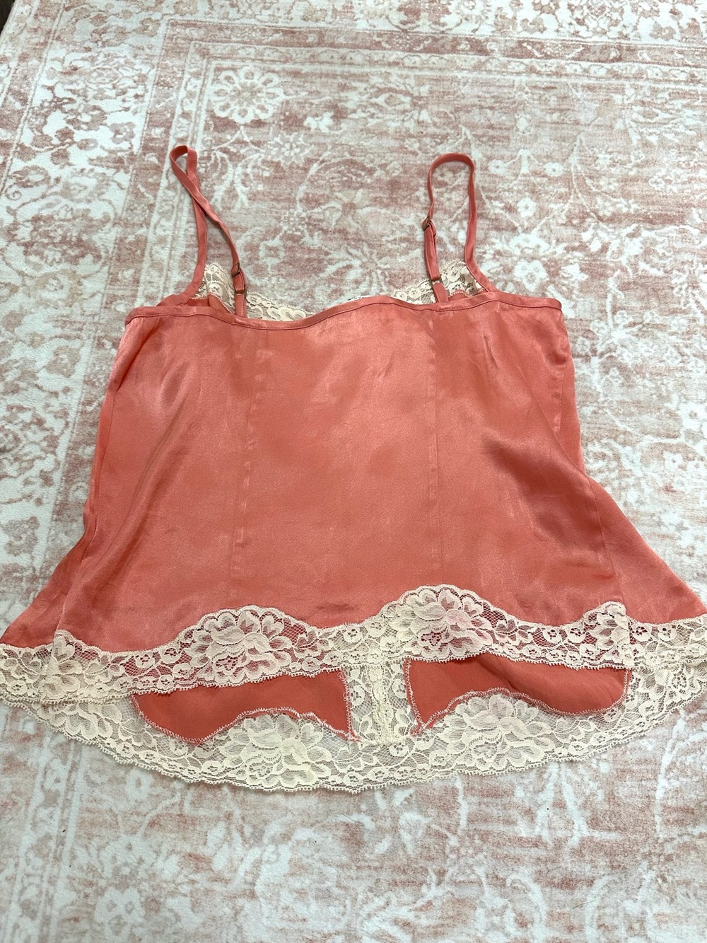 Vintage 🪷 Real Silk Banana Republic Peach Lace Tank Top - Picture 9 of 13